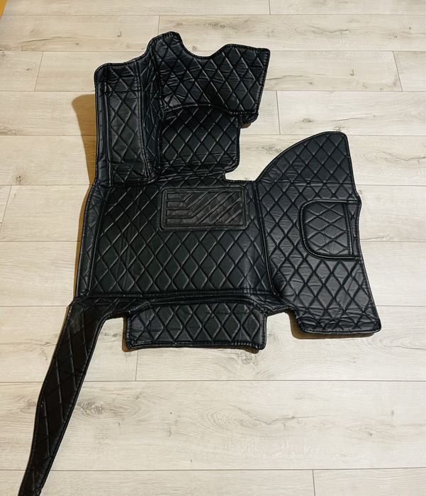 Кожени стелки за BMW X7