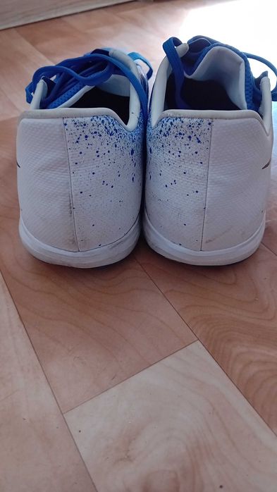 Маратонки Nike 42 размер