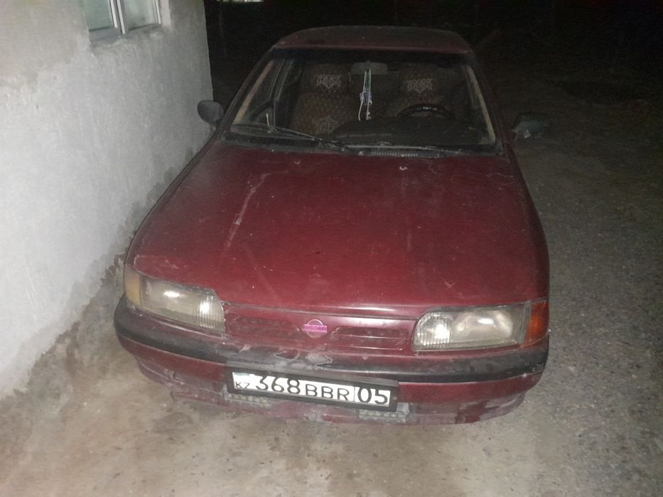 Ниссан примера...