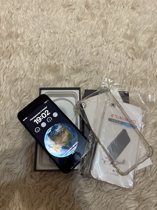 Срочно продам iPhone 8