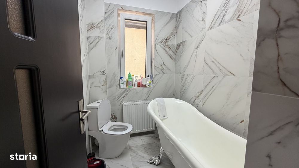 Vila superba 5 camere , Rosu, Chiajna, mobilata utilata lux