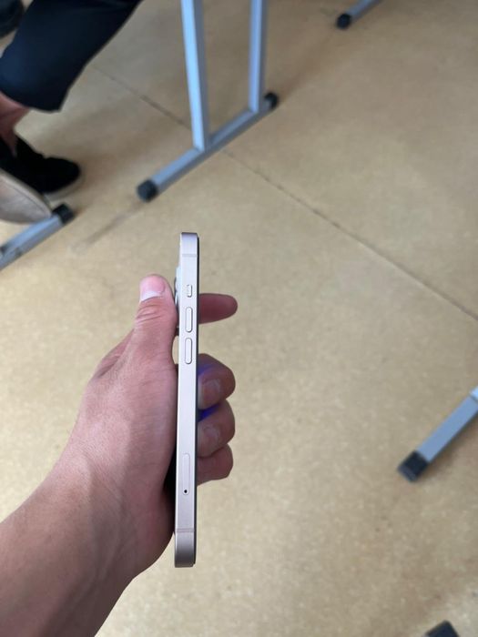 Айфон 13 продам срочна