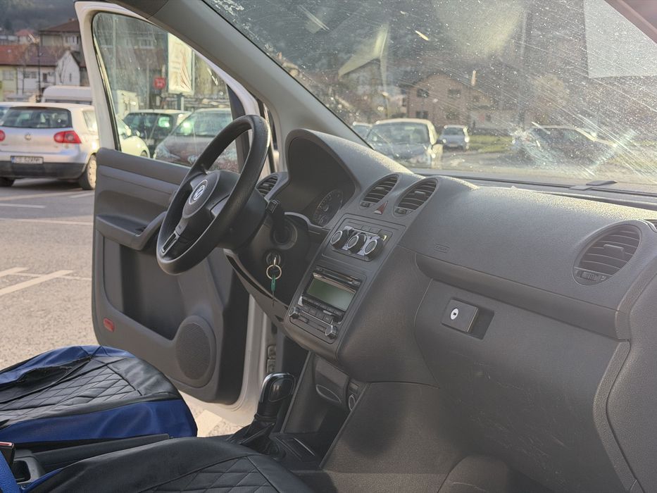 Volskwagen CADDY Automat