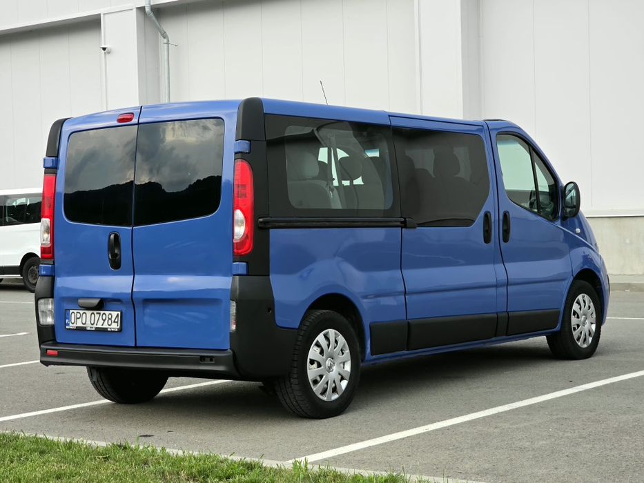 Opel Vivaro 2.0 Dci 115 Cp 8+1 locuri