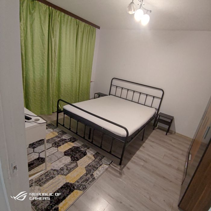 Inchiriez Apartament 3 camere