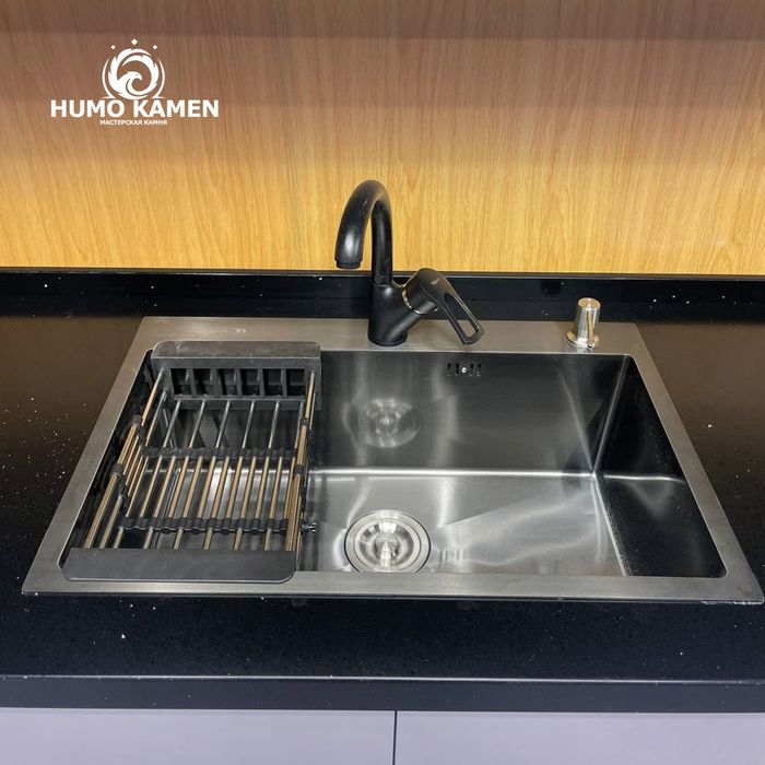 Искусственный камень, столешницы,ванны санузел подоконники,лестницы