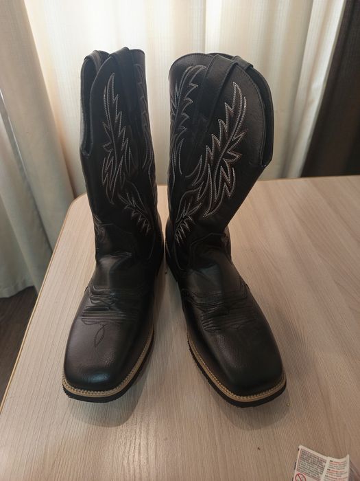 Сапоги ковбойские