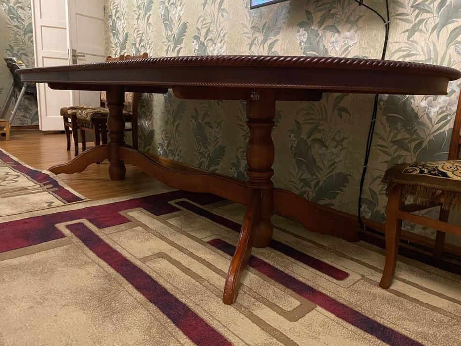 Стол для гостиной 290*120 см