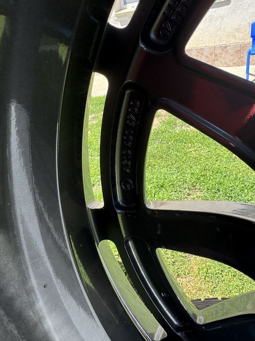 Jante AMG Mercedes 19” cu anvelope M+S Michelin PA4 + senzori