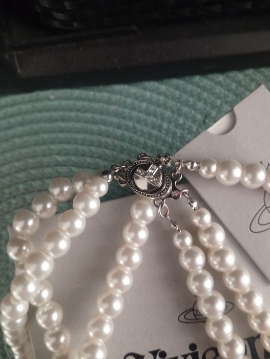 colier de perle.
