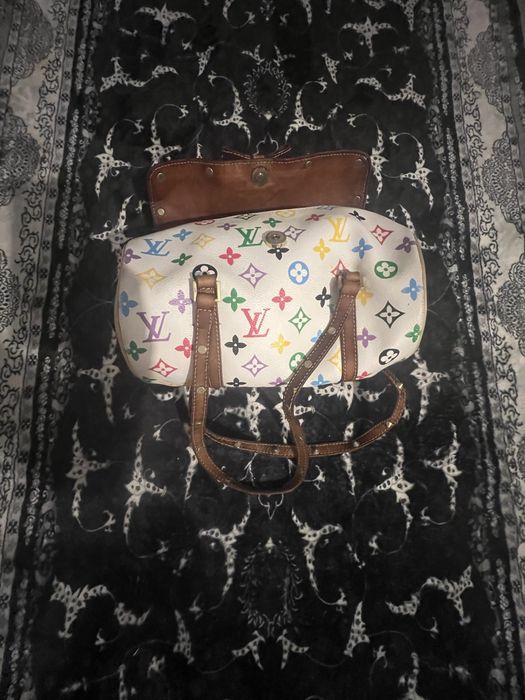 Geanta de umar louis vuitton