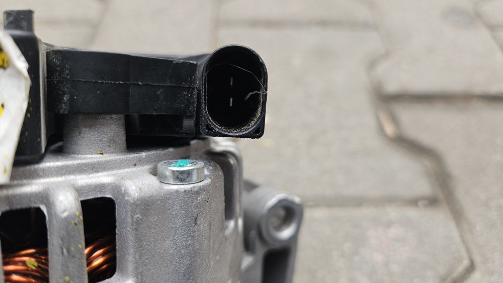 Динамо/Алтернатор за мерцедес(бензин-w221,w164,w204,x164)