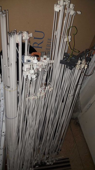 Lampi CCFL diferite dimensiuni