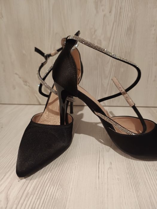 Pantofi eleganți negri