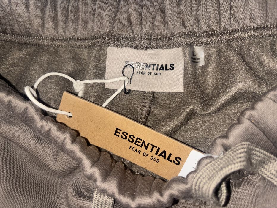 COMPLEU Essentials