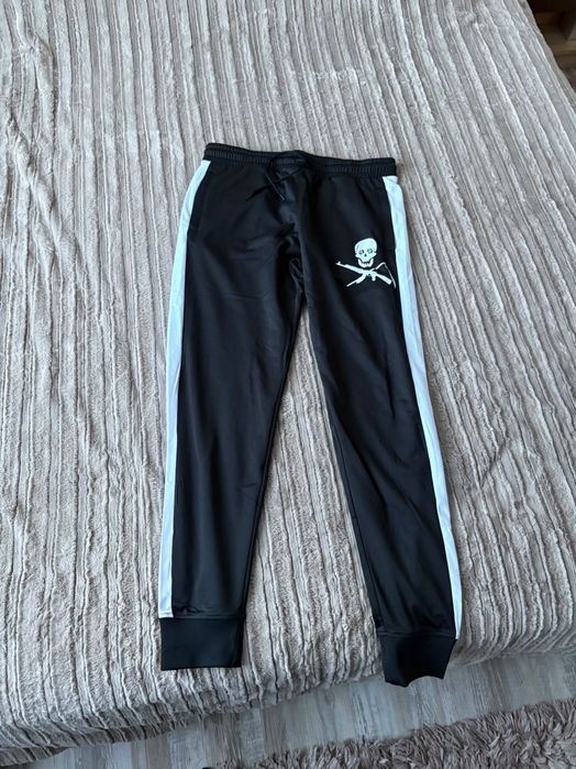 Продавам екип Prizrak Soprano.