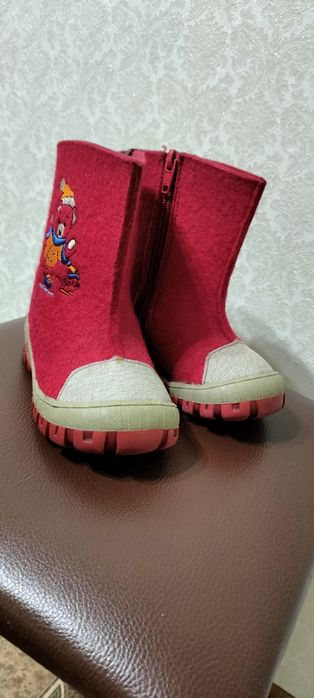 Продам Детские сапоги