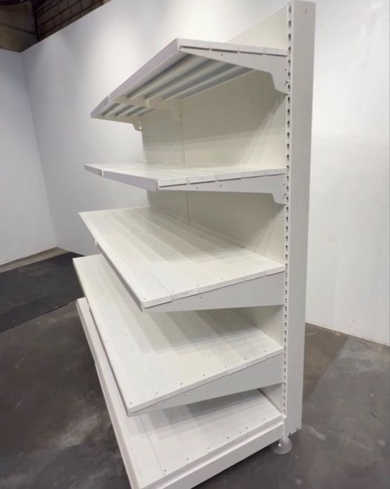 Rafturi metalice de magazin