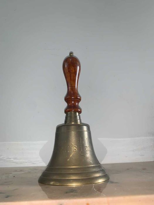 Clopot de mana din bronz Captains table