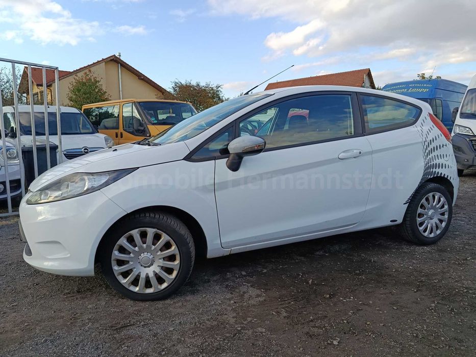 FORD Fiesta 2011 — imagine 2