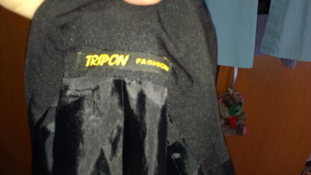 Vand Costum de Mire, 2 camasi si 1 cravata + husa.