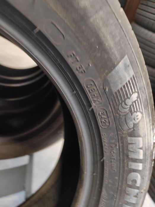 215/55/17 Michelin