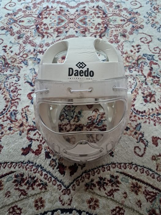 Срочно шлем для таэхвондо Daedo