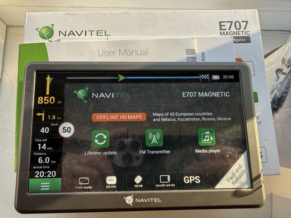 Продам новый навигатор Navitel E707 magnetic