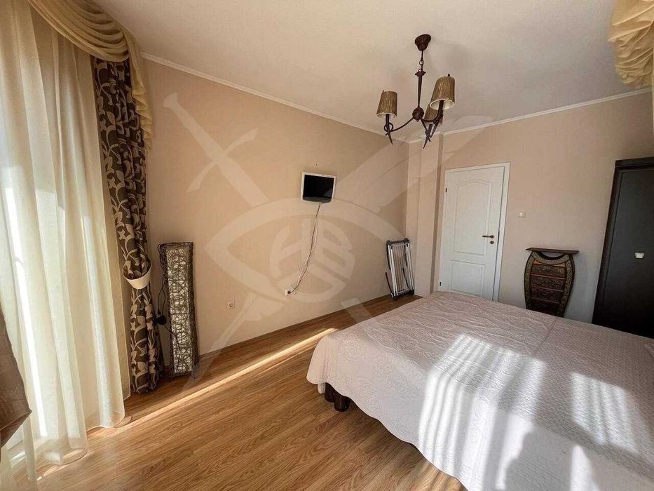 Продава се Тристаен апартамент в Несебър - 90 кв.м за 1612 €/кв.м - Снимка #2