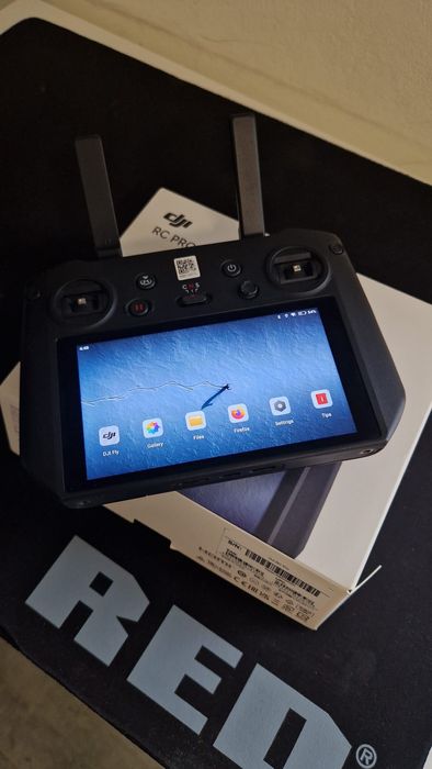 Radiocomanda DJI RC pro