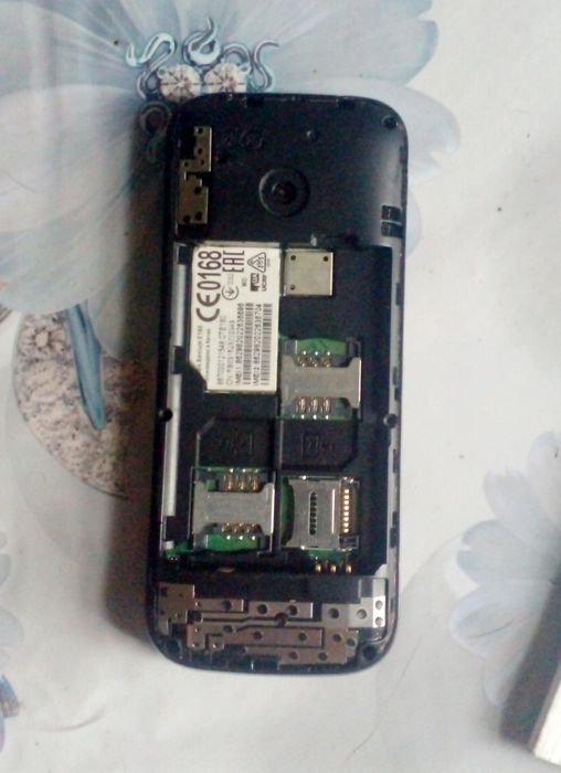 Неисправные Сотовые телефоны