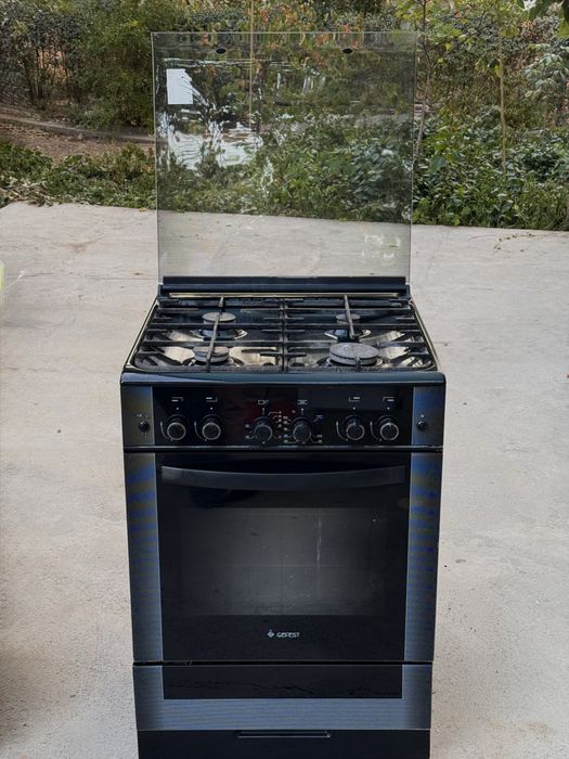 Gefest gaz plitasi sotiladi