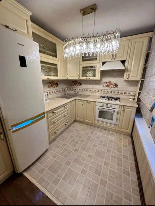 Квартира Ц-1 Садык Азимова 3+2/3/5 144 м2