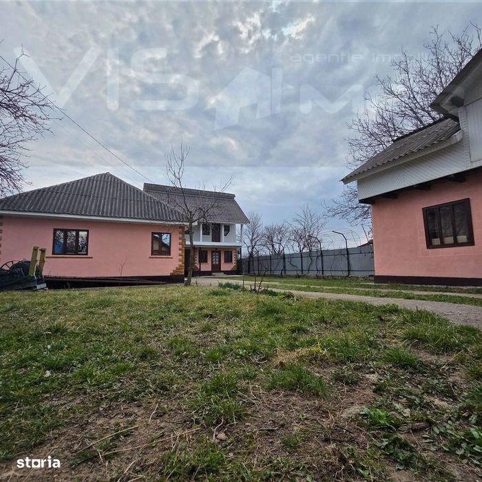 Casă de vânzare în Deleni