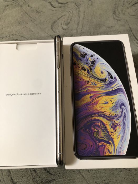 Продам айфон хс макс iphone xs max