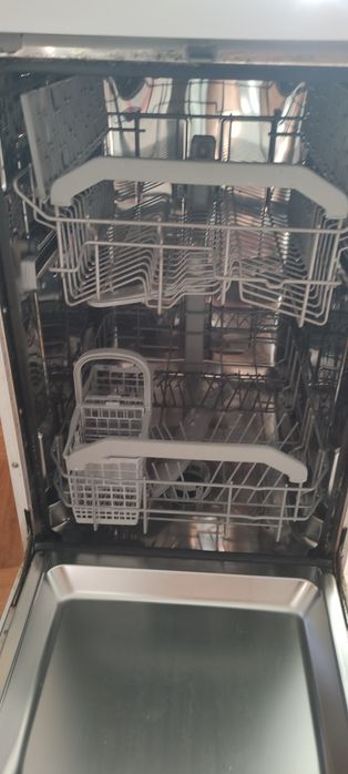 Съдомиялна машина Ariston