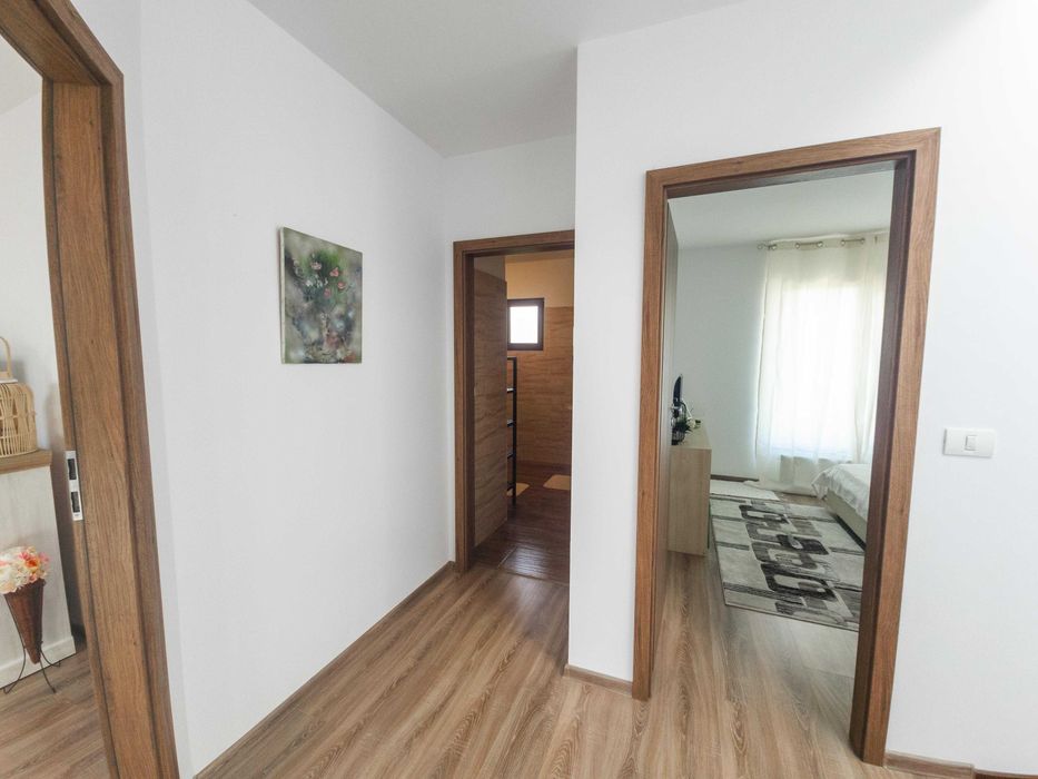 Casă modernă, complet amenajată, Moșnița Veche