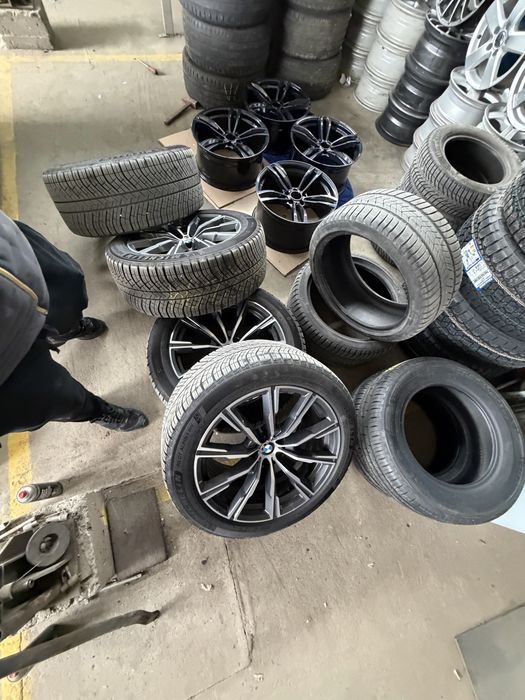 Джанти със зимни гуми Michlein 275/45 R20 305/40 R20 G05 G06