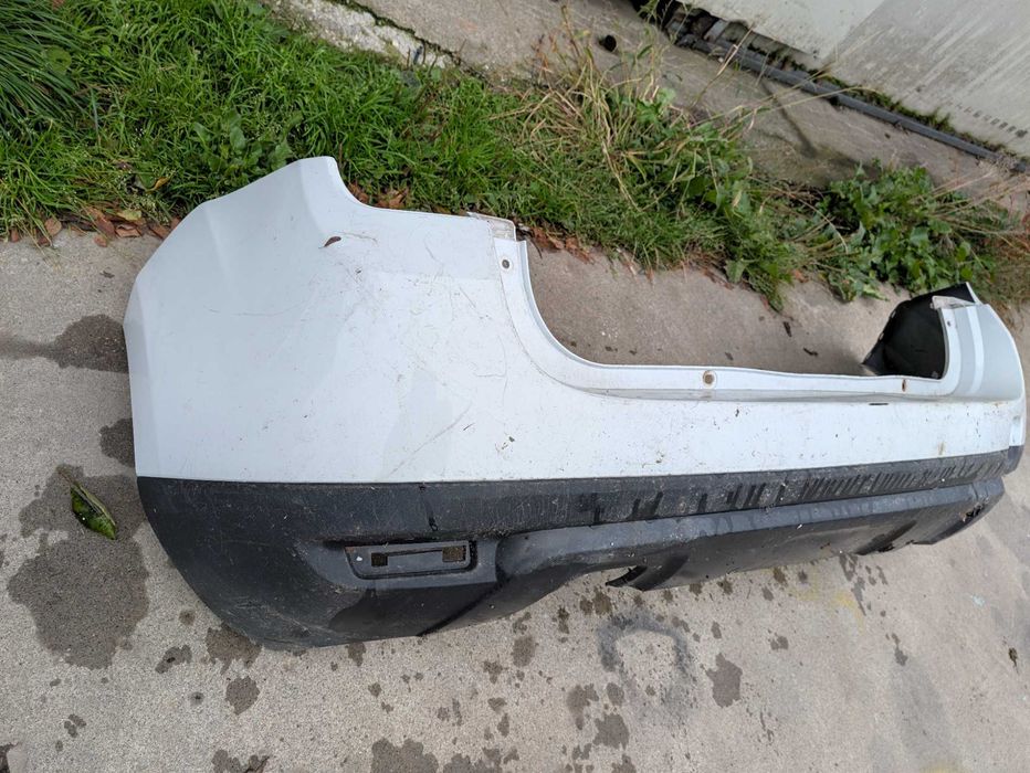 Bara spate Dacia Duster 1