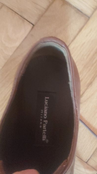 Vanzari incaltaminte