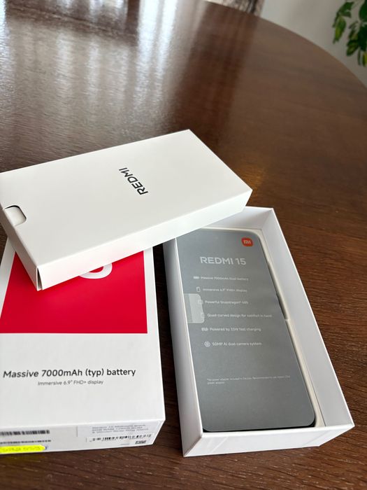 Xiaomi Redmi 15 NOU NOUȚ -nefolosit -CUMPART CU VOUCHER -dețin bon
