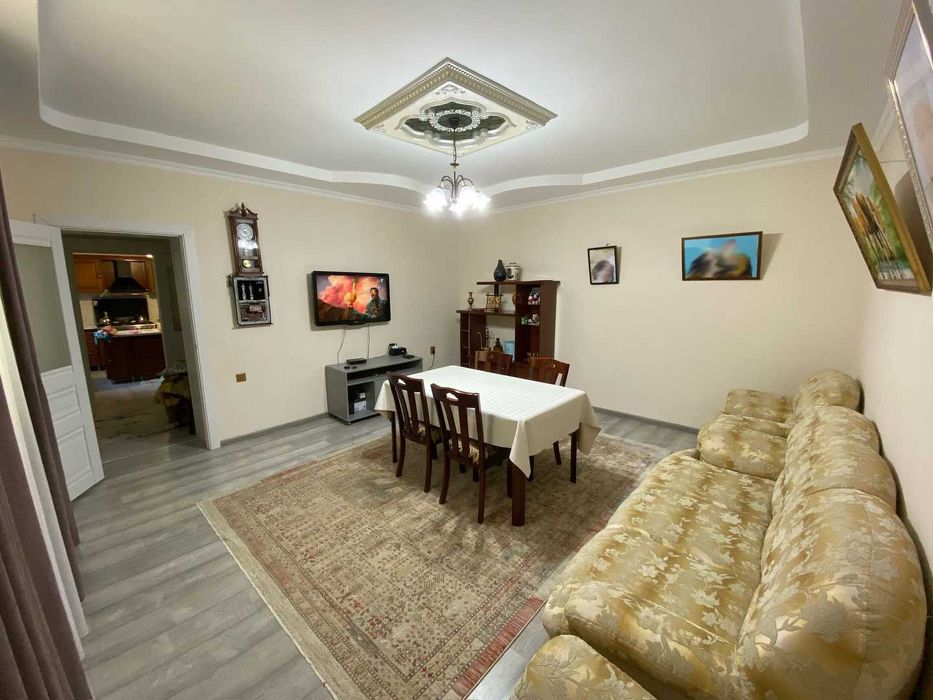 Продаётся уютный коттедж 12 мкр