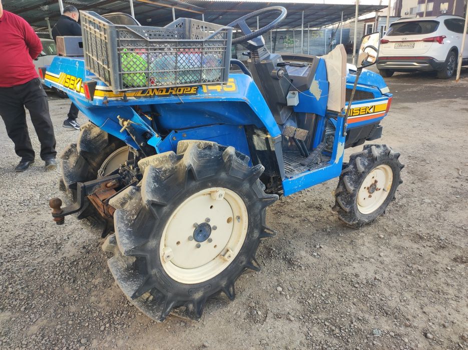 Мини трактор японский Iseki 145
