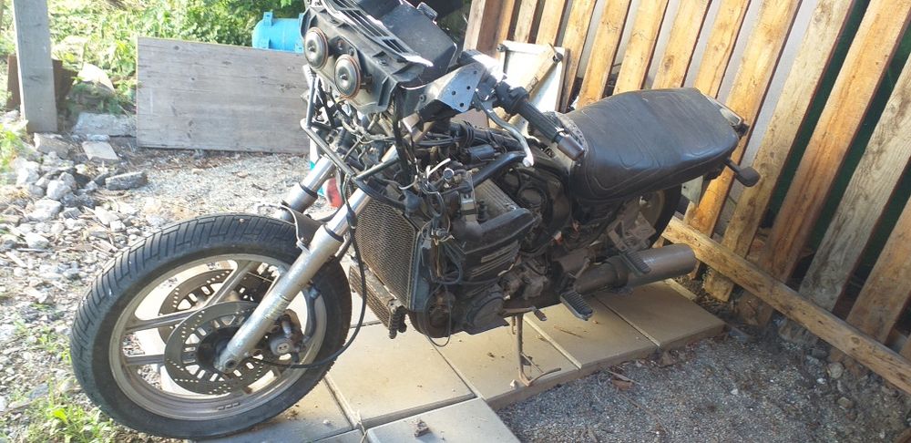 Vand Kawasaki GTR 1000