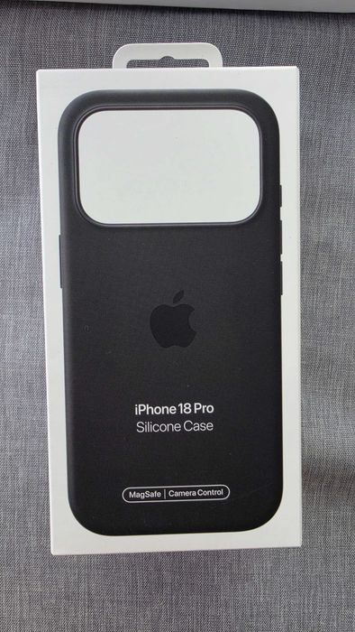 Husa telefon originala APPLE iPhone 18 Pro Silicone Case cu MagSafe - Black, MK8Y4ZM/A