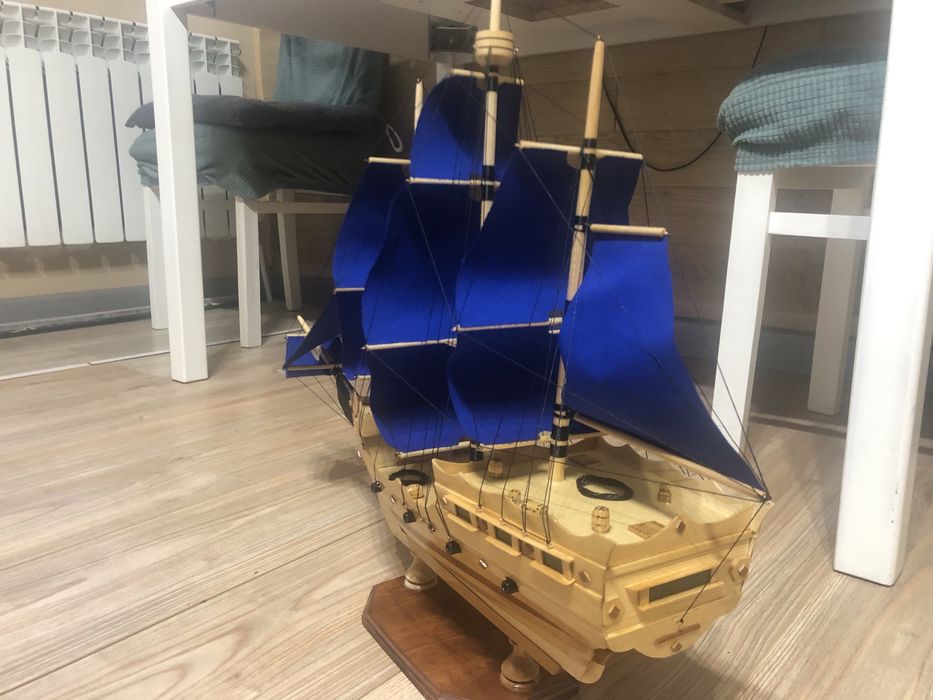 Корабль ручной работы