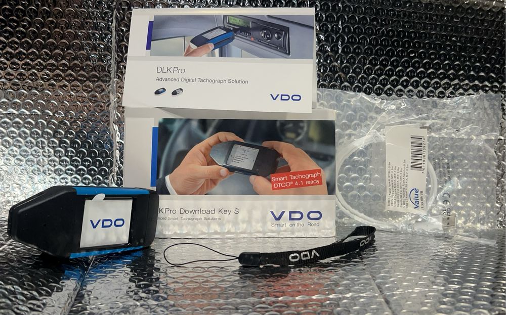 Aparat descărcare tahograf și card VDO