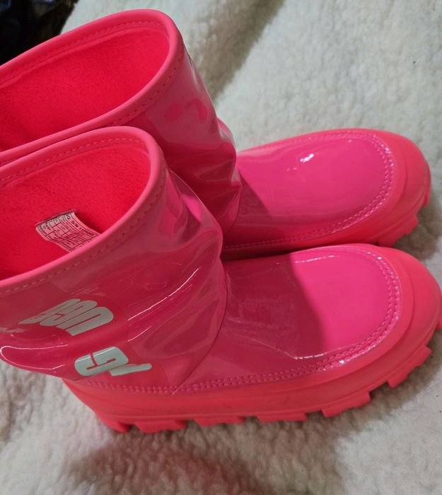 UGG Уникални дамски апрески нови без кутия електриково розово 38 номер