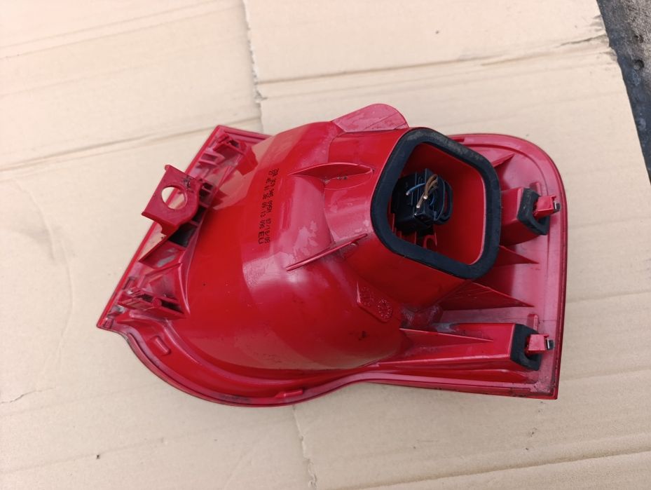 Ляв външен стоп Фолксваген Пасат 6 комби / VW Passat 6