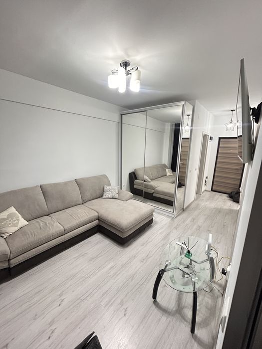 Inchiriez garsoniera zona militari residence-chiajna